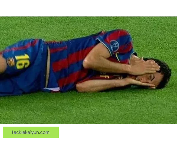 布斯克茨中场风格解析：控场稳健、传球精准、节奏掌控力强